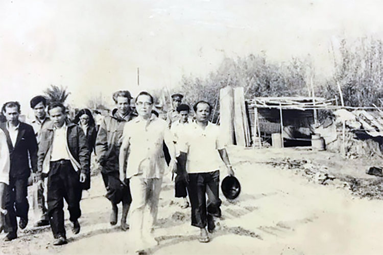 Image: Kỷ niệm 110 năm Ngày sinh đồng chí Huỳnh Tấn Phát