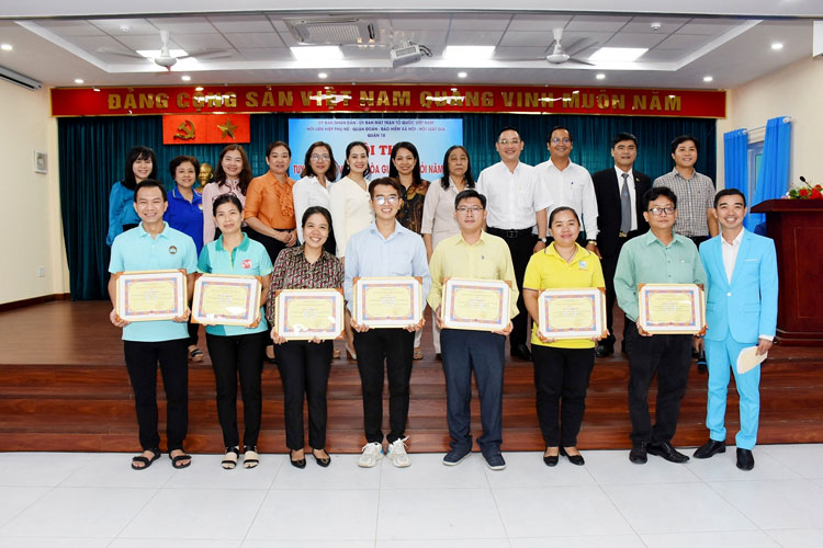 Image: Quận 10 tổ chức hưởng ứng Ngày Pháp luật Việt Nam và hội thi “Tuyên truyền viên - Hòa giải viên giỏi” năm 2023